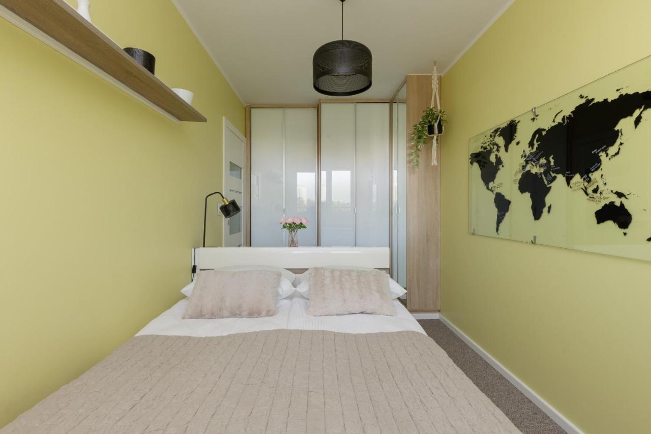 Metro Wilanowska Apartment With Parking By Noclegi Renters Varsovia Exterior foto